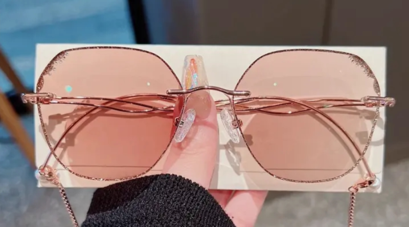 Lavender (Brown) 1.67 Index Photochromic & Anti Blue Light Lenses