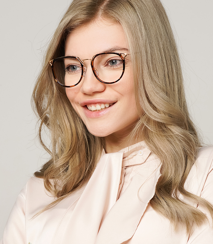 Crystal Stylish Feline Frame With Swagger Zinff Optical 